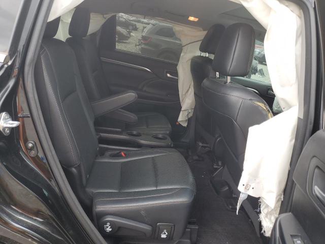 Photo 11 from auction – 2016 TOYOTA HIGHLANDER with VIN 5TDYKRFH2GS155901