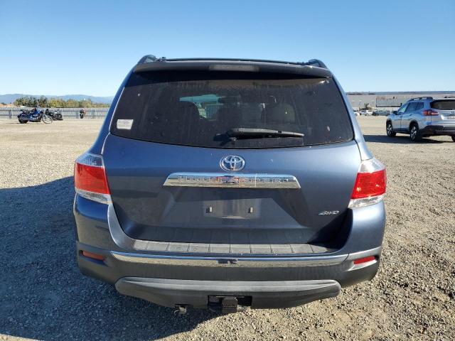 Photo 6 from auction – 2013 TOYOTA HIGHLANDER with VIN 5TDBK3EH2DS276976