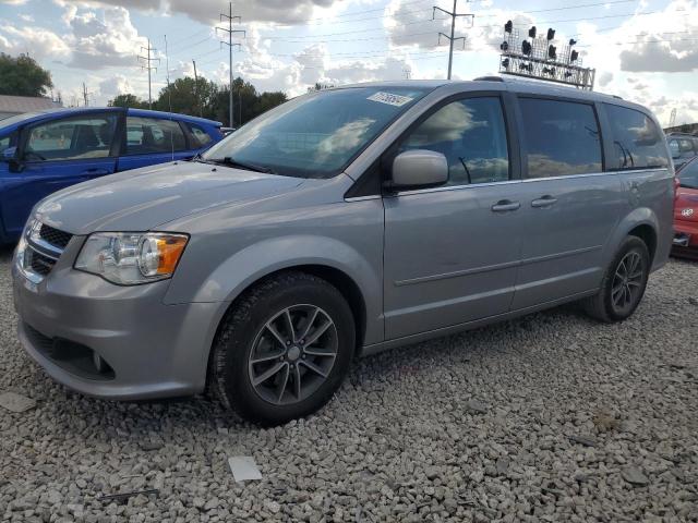 DODGE GRAND CARA 2017 with VIN 2C4RDGCG6HR713063 - Photo from auction