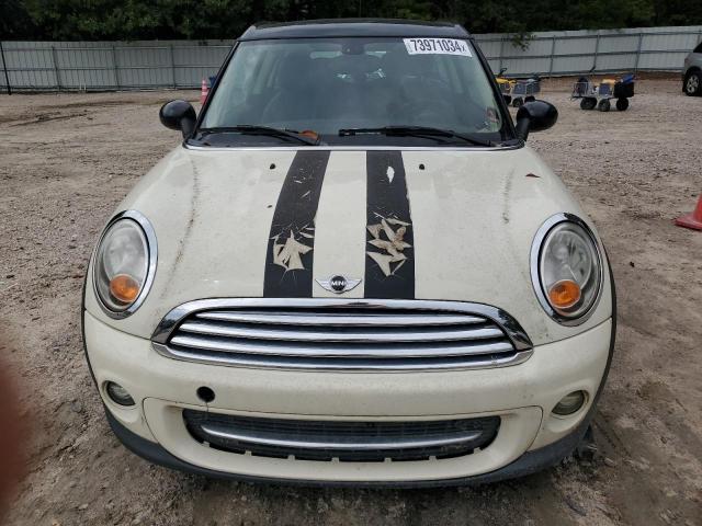 Photo 5 from auction – 2013 MINI COOPER CLU with VIN WMWZF3C51DT490772