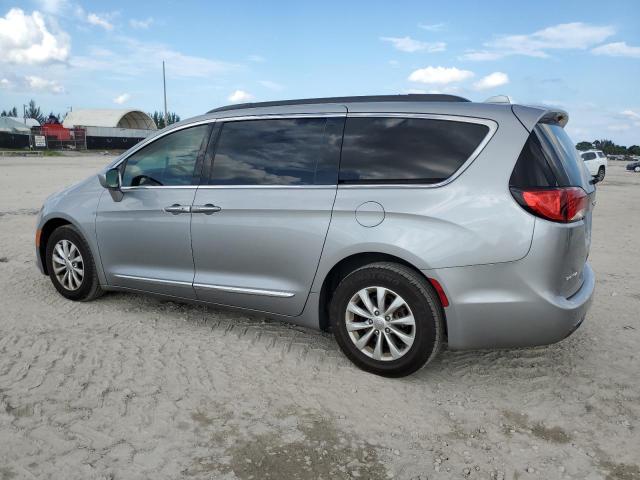 Photo 2 from auction – 2017 CHRYSLER PACIFICA T with VIN 2C4RC1BG8HR532807