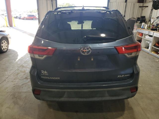 Photo 6 from auction – 2017 TOYOTA HIGHLANDER with VIN 5TDJZRFH4HS448407