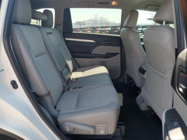 Photo 11 from auction – 2019 TOYOTA HIGHLANDER with VIN 5TDZZRFH5KS333597