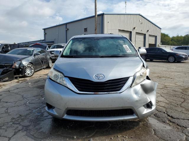 Photo 5 from auction – 2014 TOYOTA SIENNA LE with VIN 5TDKK3DC4ES519467