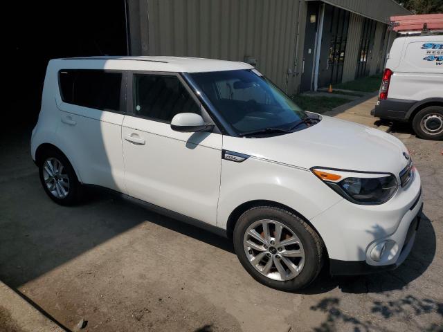 Photo 4 from auction – 2019 KIA SOUL + with VIN KNDJP3A5XK7920076