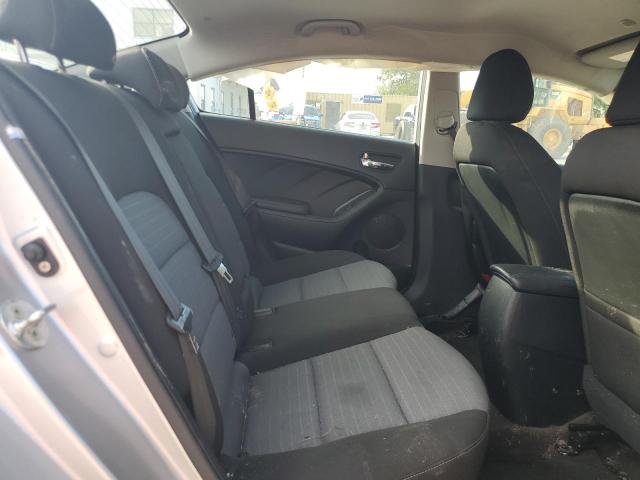 Photo 10 from auction – 2015 KIA FORTE EX with VIN KNAFX4A83F5372779