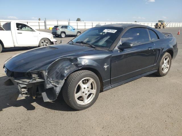 FORD MUSTANG 2000 z numerem VIN 1FAFP4040YF105698 - Zdjęcie z aukcji