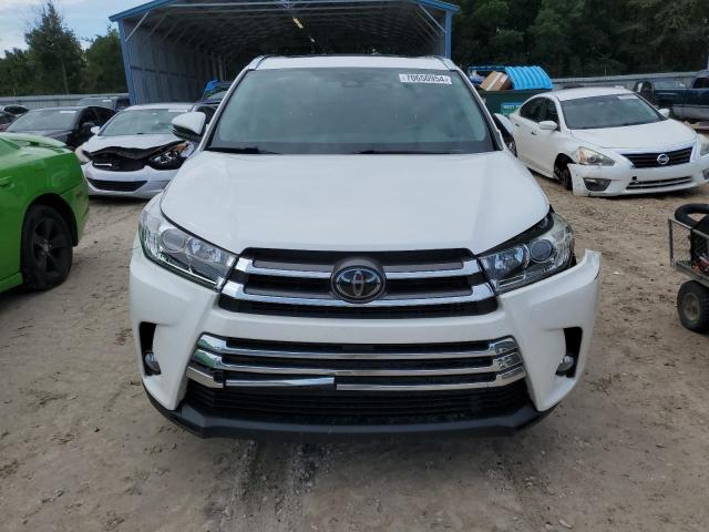 Photo 5 from auction – 2018 TOYOTA HIGHLANDER with VIN 5TDDZRFH8JS849767