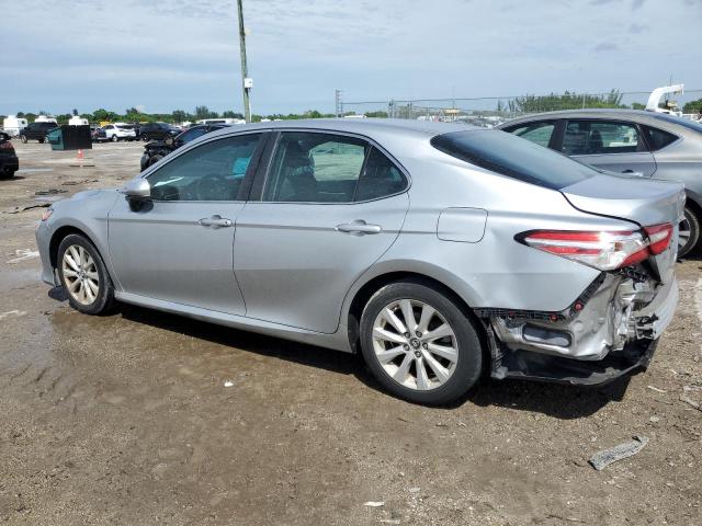 Photo 2 from auction – 2018 TOYOTA CAMRY L with VIN 4T1B11HK0JU106973
