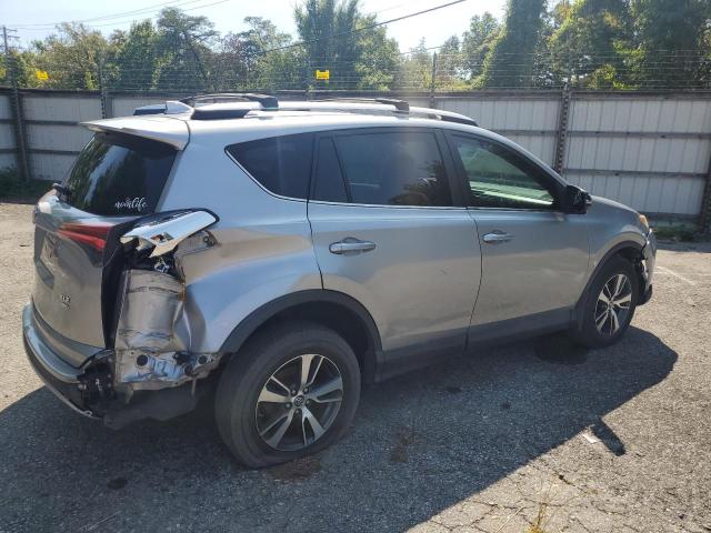 Photo 3 from auction – 2016 TOYOTA RAV4 XLE with VIN 2T3RFREV5GW492982