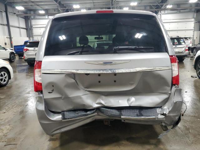 Photo 6 from auction – 2016 CHRYSLER TOWN & COU with VIN 2C4RC1CG9GR304036