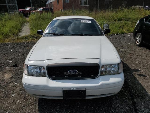 Photo 5 from auction – 2003 FORD CROWN VICT with VIN 2FAFP71W33X135907