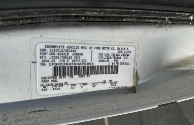 Photo 10 from auction – 1995 FORD E-350 with VIN 1FDKE30G5SHA90044