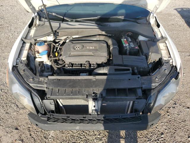 Photo 11 from auction – 2014 VOLKSWAGEN PASSAT S with VIN 1VWAT7A33EC083004