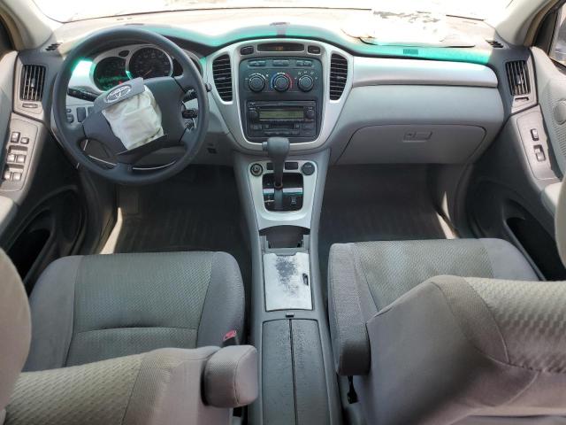Photo 8 from auction – 2004 TOYOTA HIGHLANDER with VIN JTEGD21A040077989
