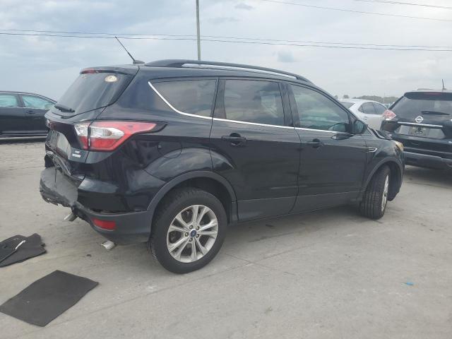Photo 3 from auction – 2017 FORD ESCAPE SE with VIN 1FMCU0GD5HUF02657
