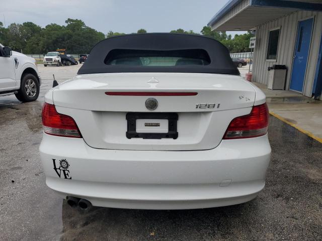 Photo 6 from auction – 2011 BMW 128 I with VIN WBAUN1C5XBVH82605