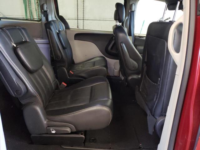 Photo 11 from auction – 2012 CHRYSLER TOWN & COU with VIN 2C4RC1BG7CR213598