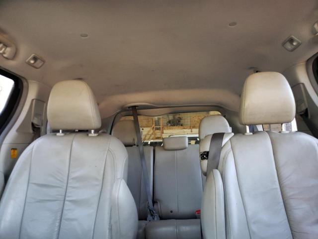 Photo 10 from auction – 2011 TOYOTA SIENNA XLE with VIN 5TDYK3DC7BS130800