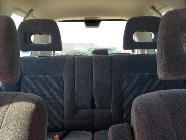 Photo 10 from auction – 2000 HONDA CR-V LX with VIN JHLRD2841YC010239