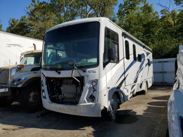 Photo 2 from auction – 2022 FORD F53 with VIN 1F65F5DN6N0A11828