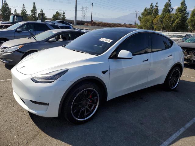 TESLA MODEL Y 2020 with VIN 5YJYGDEE1LF012996 - Photo from auction