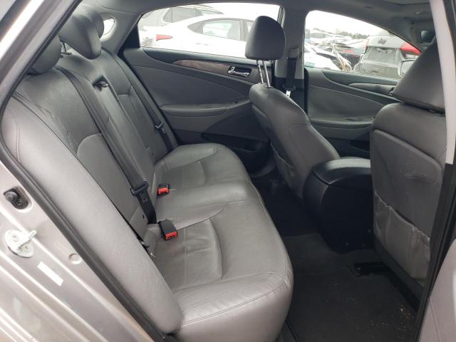Photo 10 from auction – 2014 HYUNDAI SONATA HYB with VIN KMHEC4A48EA104481