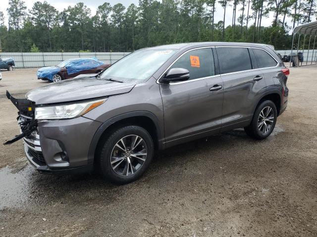 TOYOTA HIGHLANDER 2018 with VIN 5TDZARFH7JS035994 - Photo from auction