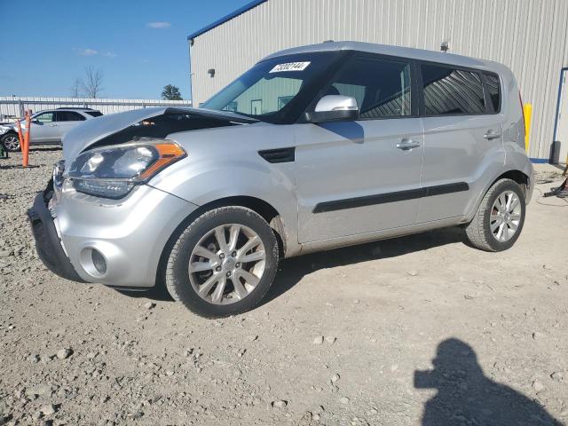 KIA SOUL + 2013 with VIN KNDJT2A66D7776253 - Photo from auction