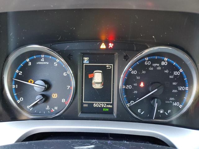 Photo 9 from auction – 2018 TOYOTA RAV4 LIMIT with VIN JTMDFREV9JJ199960