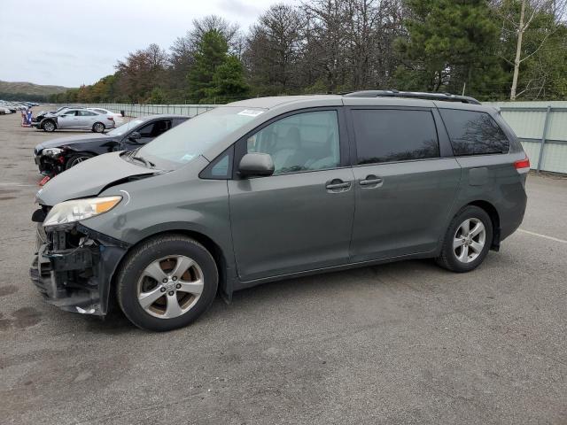 Photo 1 from auction – 2013 TOYOTA SIENNA LE with VIN 5TDKK3DC1DS294343