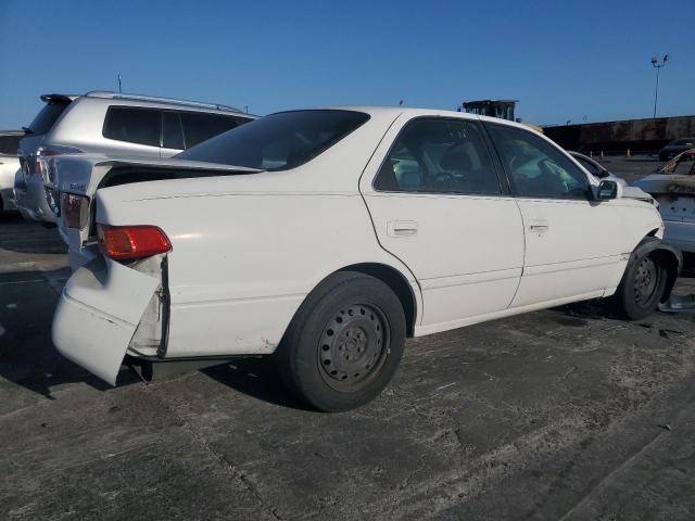 Photo 3 from auction – 2001 TOYOTA CAMRY with VIN JT2BG22K410573122
