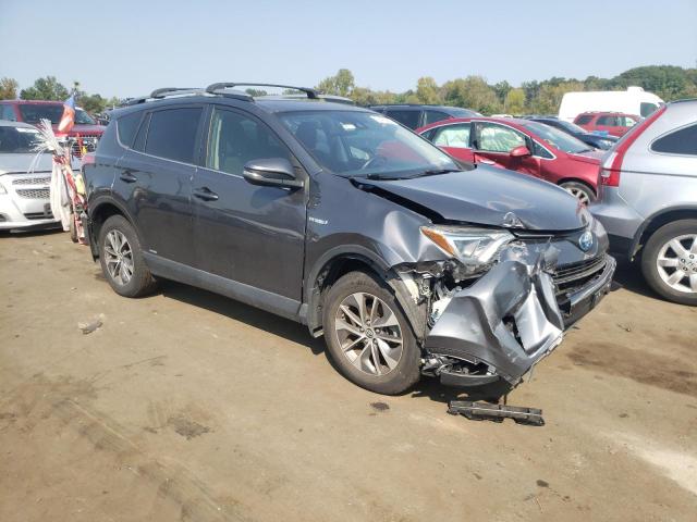 Photo 4 from auction – 2017 TOYOTA RAV4 with VIN JTMRJREV2HD099020