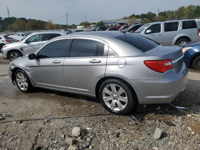 Фото 2 с аукциона – 2013 CHRYSLER 200 LX с VIN 1C3CCBABXDN698176