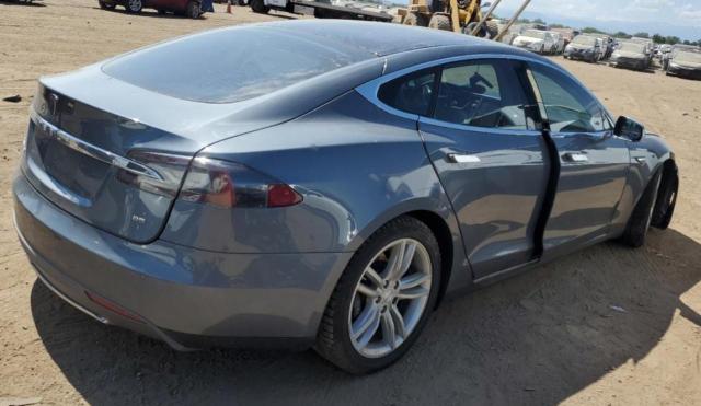 Photo 3 from auction – 2013 TESLA MODEL S with VIN 5YJSA1CN2DFP26310