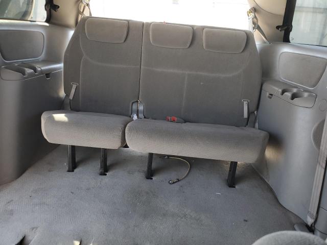 Photo 10 from auction – 2004 TOYOTA SIENNA CE with VIN 5TDZA23C64S145570
