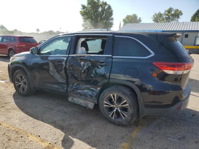 Photo 2 from auction – 2017 TOYOTA HIGHLANDER with VIN 5TDBZRFH0HS384113