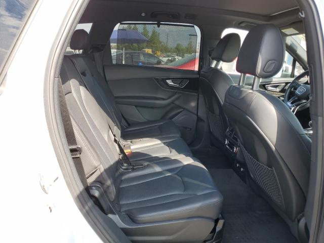 Photo 11 from auction – 2018 AUDI Q7 PREMIUM with VIN WA1LAAF79JD022698