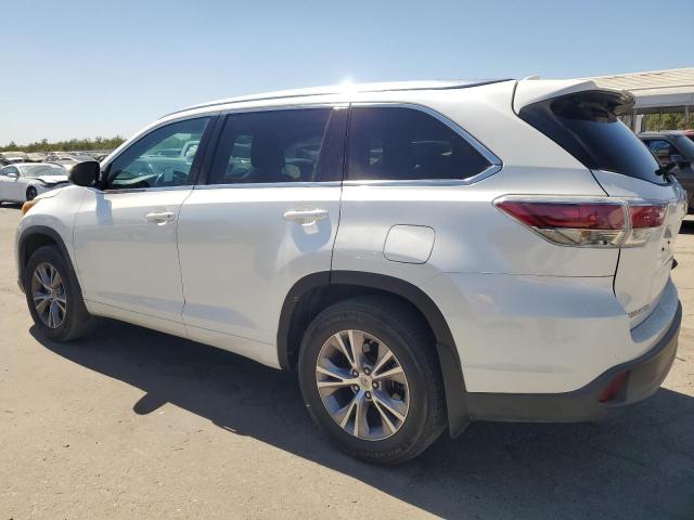 Photo 2 from auction – 2015 TOYOTA HIGHLANDER with VIN 5TDJKRFH4FS217167