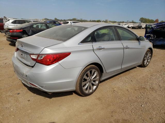 Photo 3 from auction – 2011 HYUNDAI SONATA SE with VIN 5NPEC4AC7BH126472