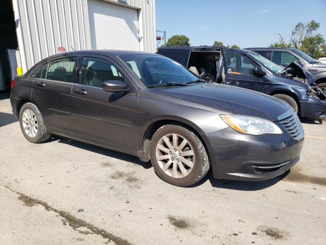 Photo 4 from auction – 2014 CHRYSLER 200 TOURIN with VIN 1C3CCBBB1EN237397