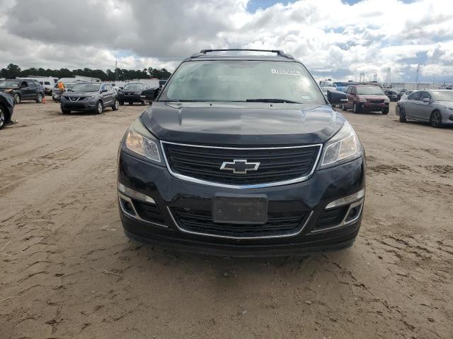 Photo 5 from auction – 2017 CHEVROLET TRAVERSE L with VIN 1GNKRHKD2HJ229306