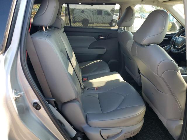 Photo 11 from auction – 2022 TOYOTA HIGHLANDER with VIN 5TDGZRBH4NS179966
