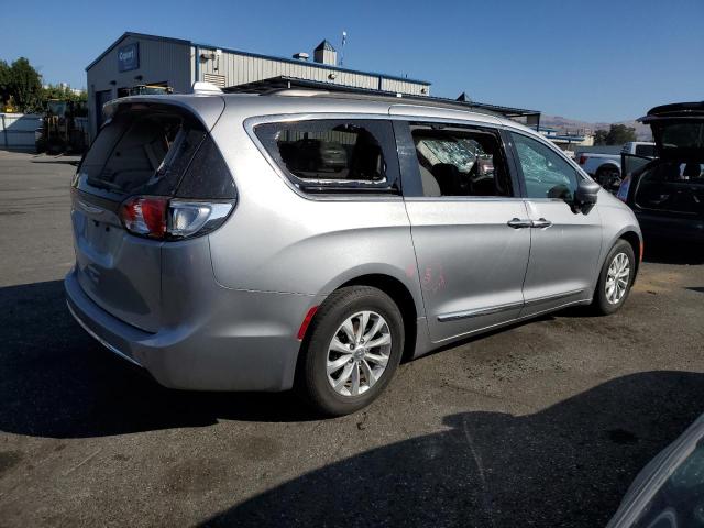 Photo 3 from auction – 2017 CHRYSLER PACIFICA T with VIN 2C4RC1BG7HR809446