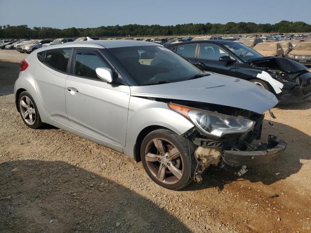 Photo 4 from auction – 2014 HYUNDAI VELOSTER with VIN KMHTC6AD3EU182927