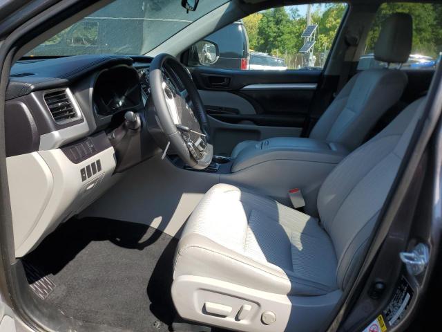 Photo 7 from auction – 2016 TOYOTA HIGHLANDER with VIN 5TDBKRFH8GS354277