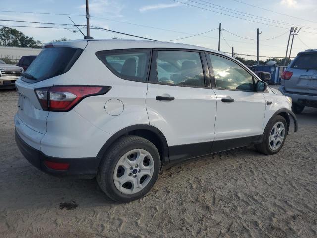 Photo 3 from auction – 2017 FORD ESCAPE S with VIN 1FMCU0F76HUC10253
