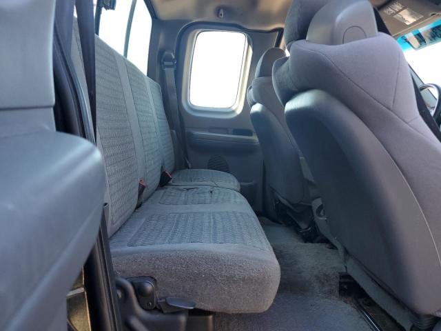 Photo 10 from auction – 2002 FORD F150 with VIN 1FTRX18W12NB28139