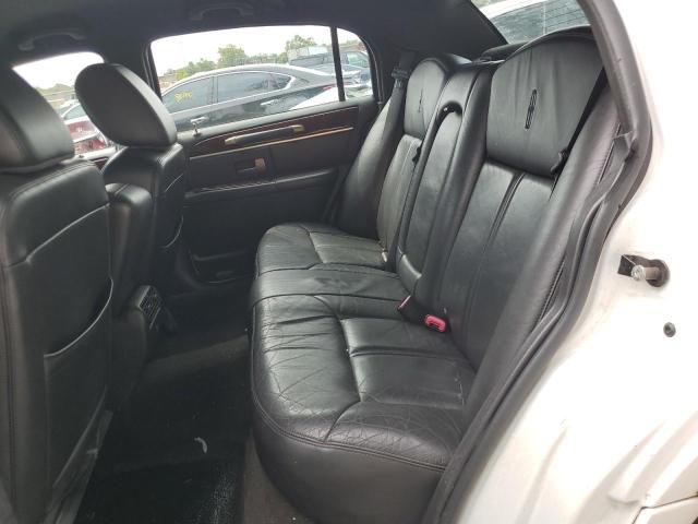 Photo 10 from auction – 2011 LINCOLN TOWN CAR with VIN 2LNBL8CV4BX757294