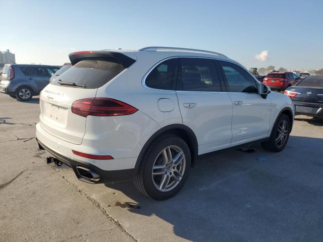 Photo 3 from auction – 2016 PORSCHE CAYENNE with VIN WP1AA2A21GLA06345